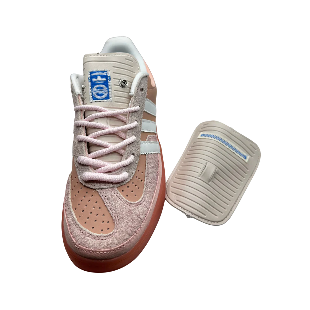 Ad Gazelle Indoor Caso Rojo x Bad Bunny(Premium++)