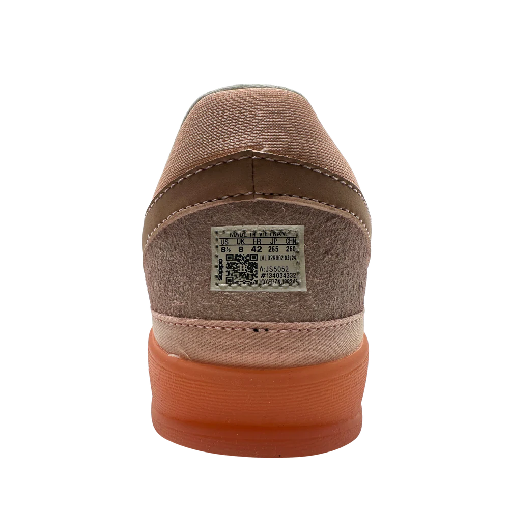 Ad Gazelle Indoor Caso Rojo x Bad Bunny(Premium++)
